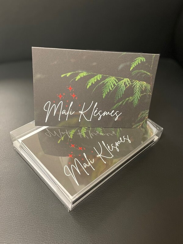 Boxed Holiday Cards supporting  Mémiyelhtel