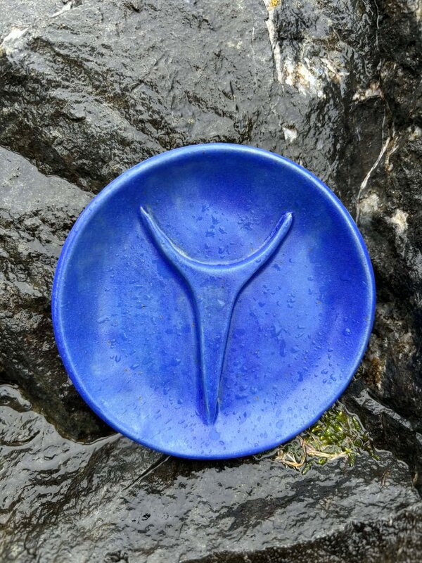 Pottery by Cynthia Robinson - Med. round blue trinket dish