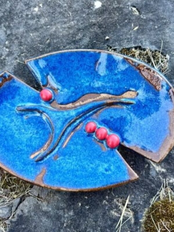 Pottery by Cynthia Robinson - Med Return of the Salmon Plate