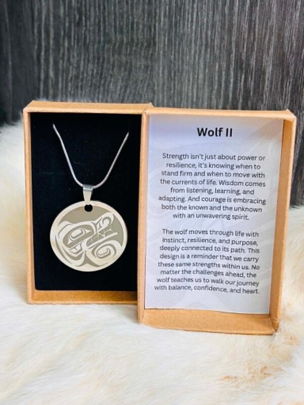 1.25" Wolf II Pendant by Raven Wolden