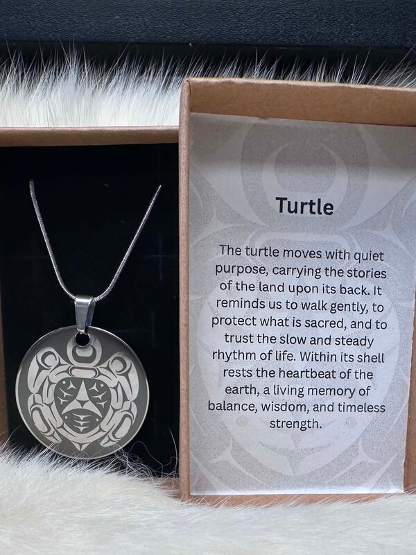 1.25" Turtle Pendant by Raven Wolden