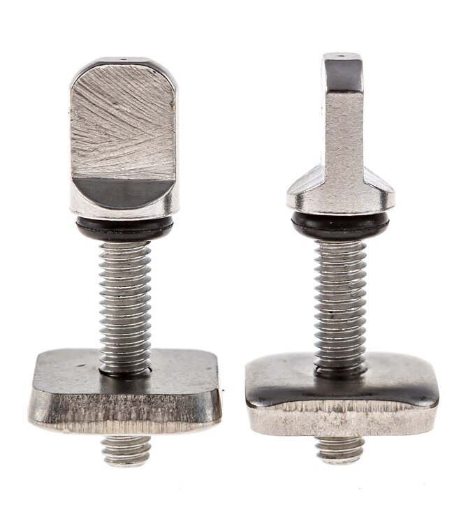 No-Tool Center Fin Screw