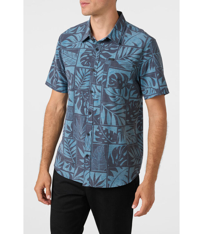 O'Neill M's Trvlr UPF Traverse Relaxed Fit Shirt
