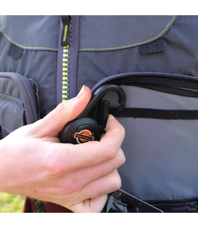 YakAttack Single Attachment Clip-on Retractor, 24" Stainless Steel Wire