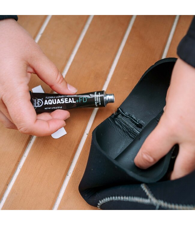 Gear Aid Aquaseal FD Repair Adhesive & Cure Accelerator