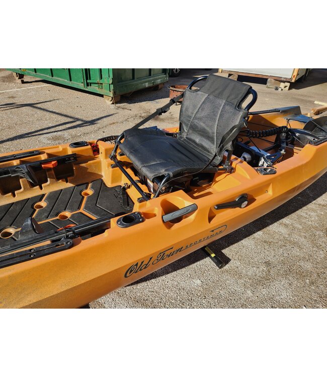 Old Town Used Autopilot 136 (Ember Camo)