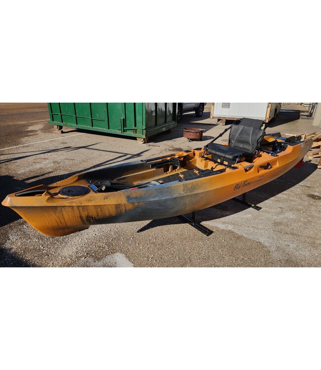 Old Town Used Autopilot 136 (Ember Camo)