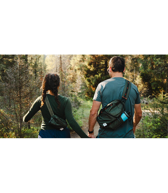 CHUMS DayTripper Sling