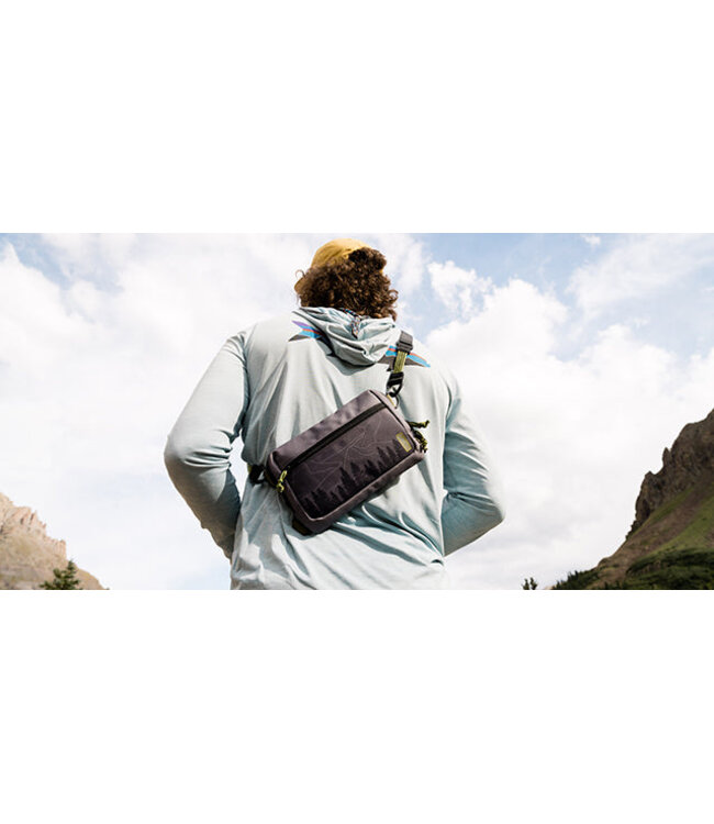 CHUMS Rover Cross-Body Bag