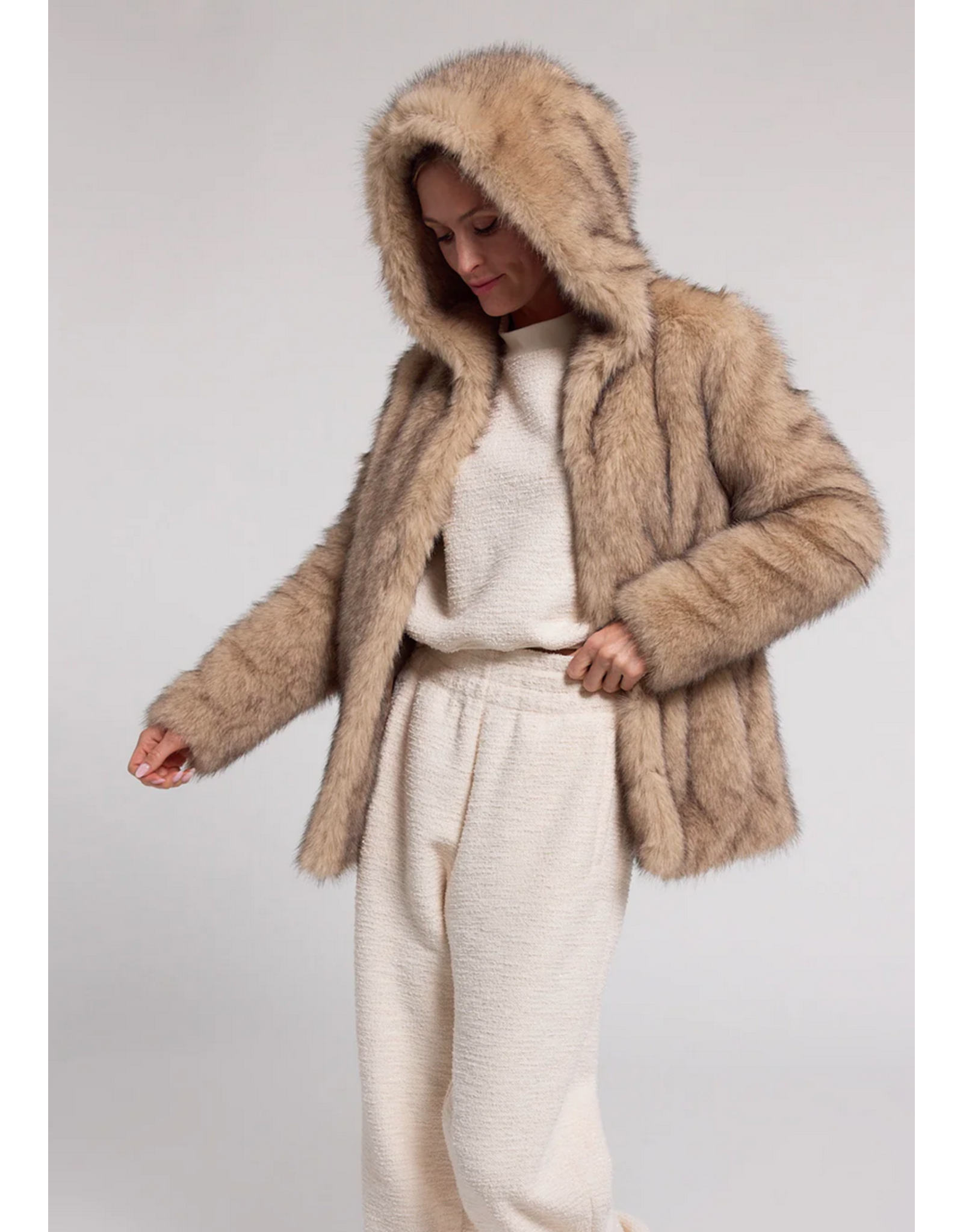 Generation Love GENERATION LOVE:: DELLA FAUX FUR HOOD JACKET
