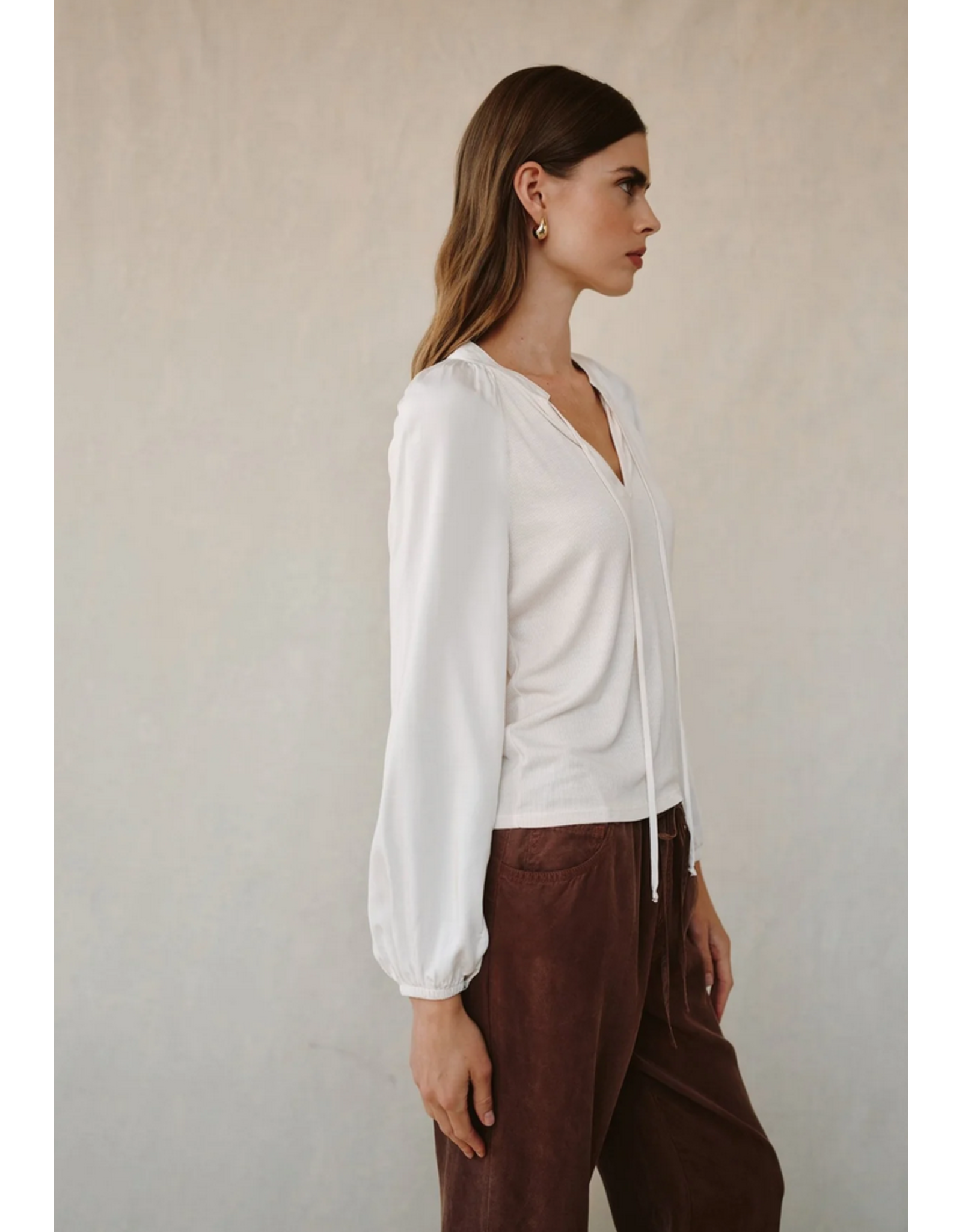 BELLA DAHL BELLA DAHL:: LONG SLEEVE RAGLAN MIXED SHIRT