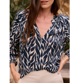 BELLA DAHL BELLA DAHL:: LONG SLEEVE SHIRRED RAGLAN SHIRT