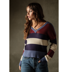 Red Haute RED HAUTE:: V NECK SWEATER