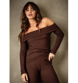 Red Haute RED HAUTE:: OFF SHOULDER TOP