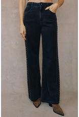 BELLA DAHL BELLA DAHL:: ANYA STUDDED VINTAGE JEAN