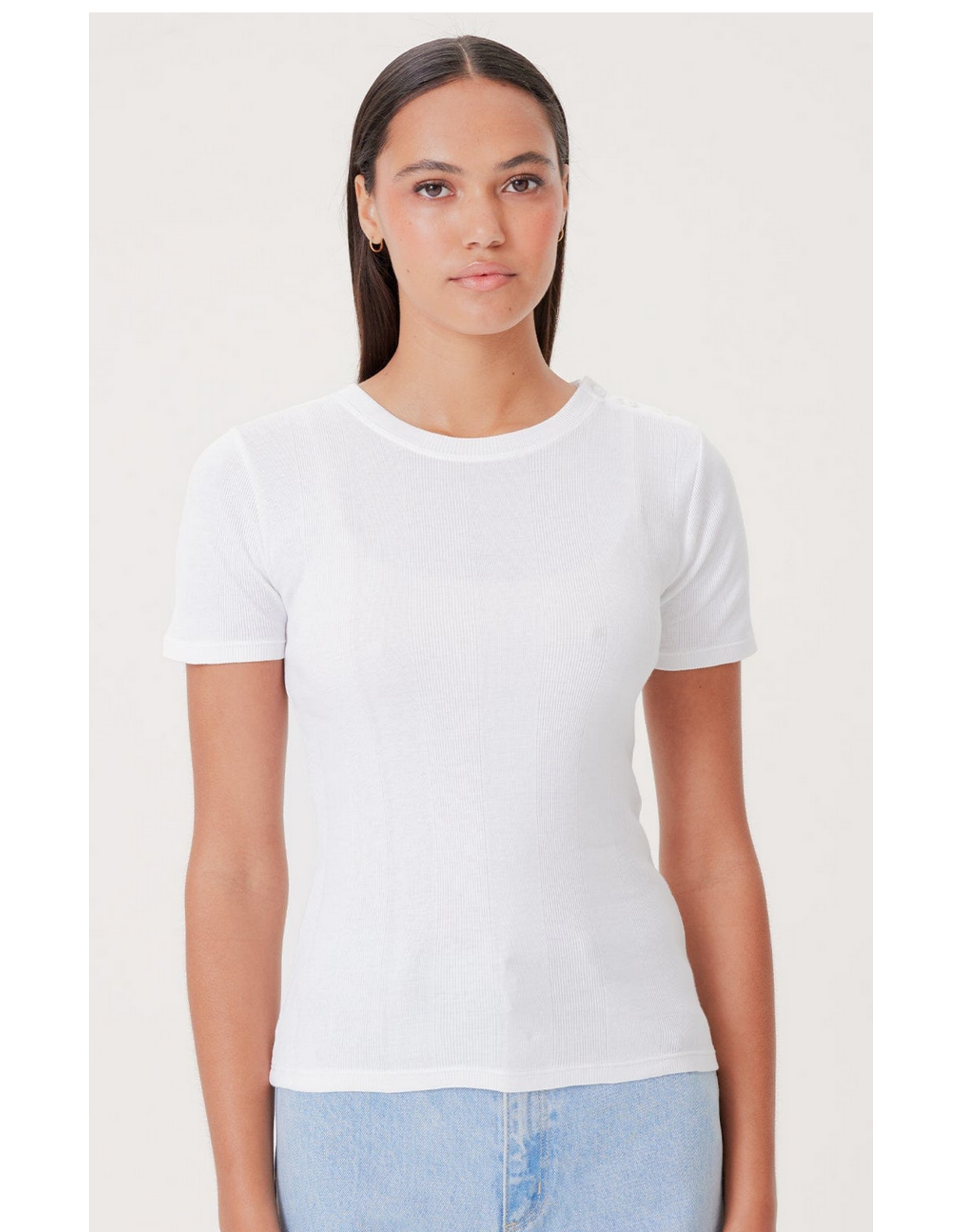 GOLDIE GOLDIE:: BEATRICE TEE