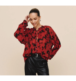 BELLA DAHL BELLA DAHL:: LONG SLEEVE PLEATED SMOCKED BUTTON DOWN