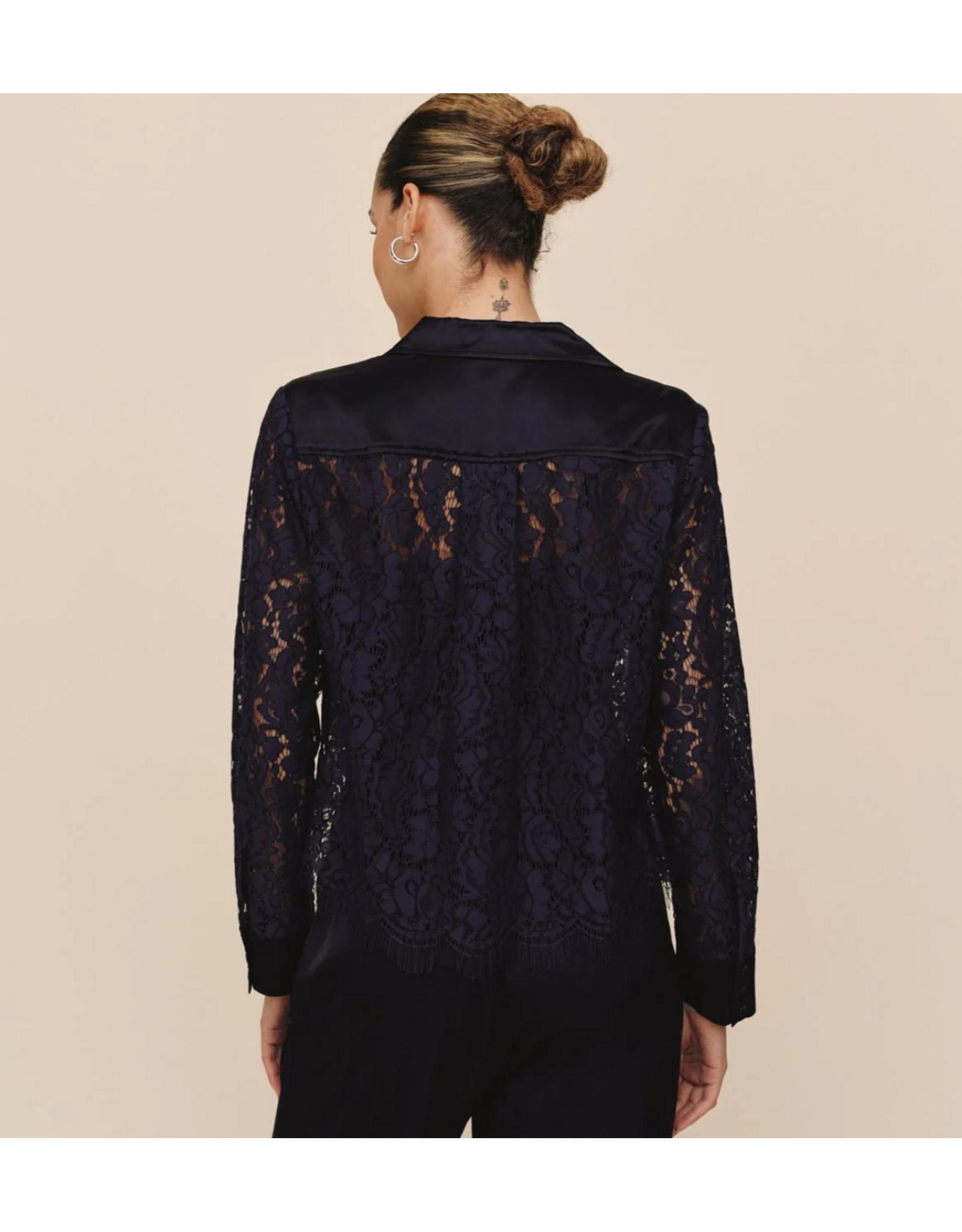BELLA DAHL BELLA DAHL:: LACE CONTRAST BUTTON DOWN