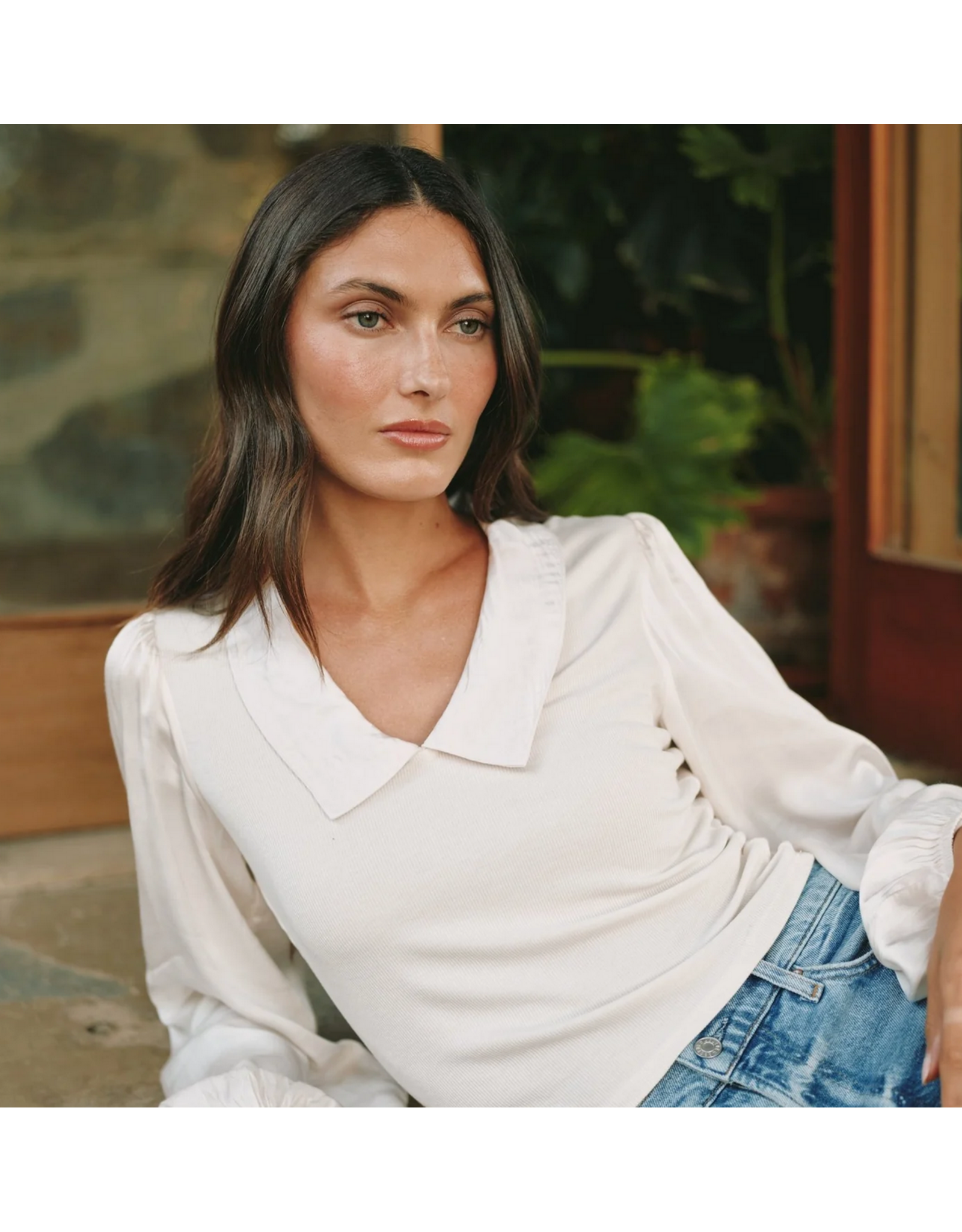 BELLA DAHL BELLA DAHL:: COLLARED V-NECK TOP