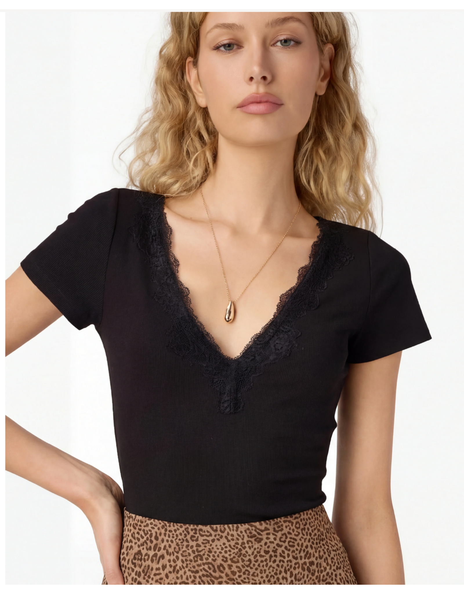 CAMI NYC CAMI NYC:: SANA RIB KNIT TEE
