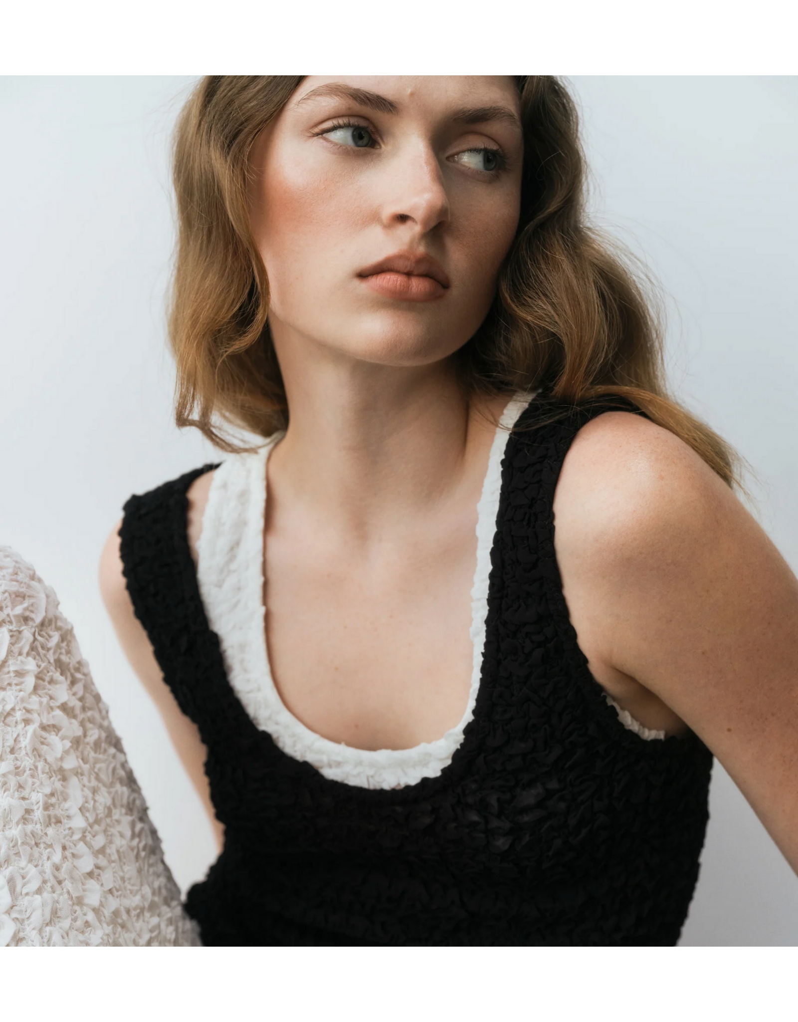 ENZA COSTA ENZA COSTA:: DIMENSION TANK