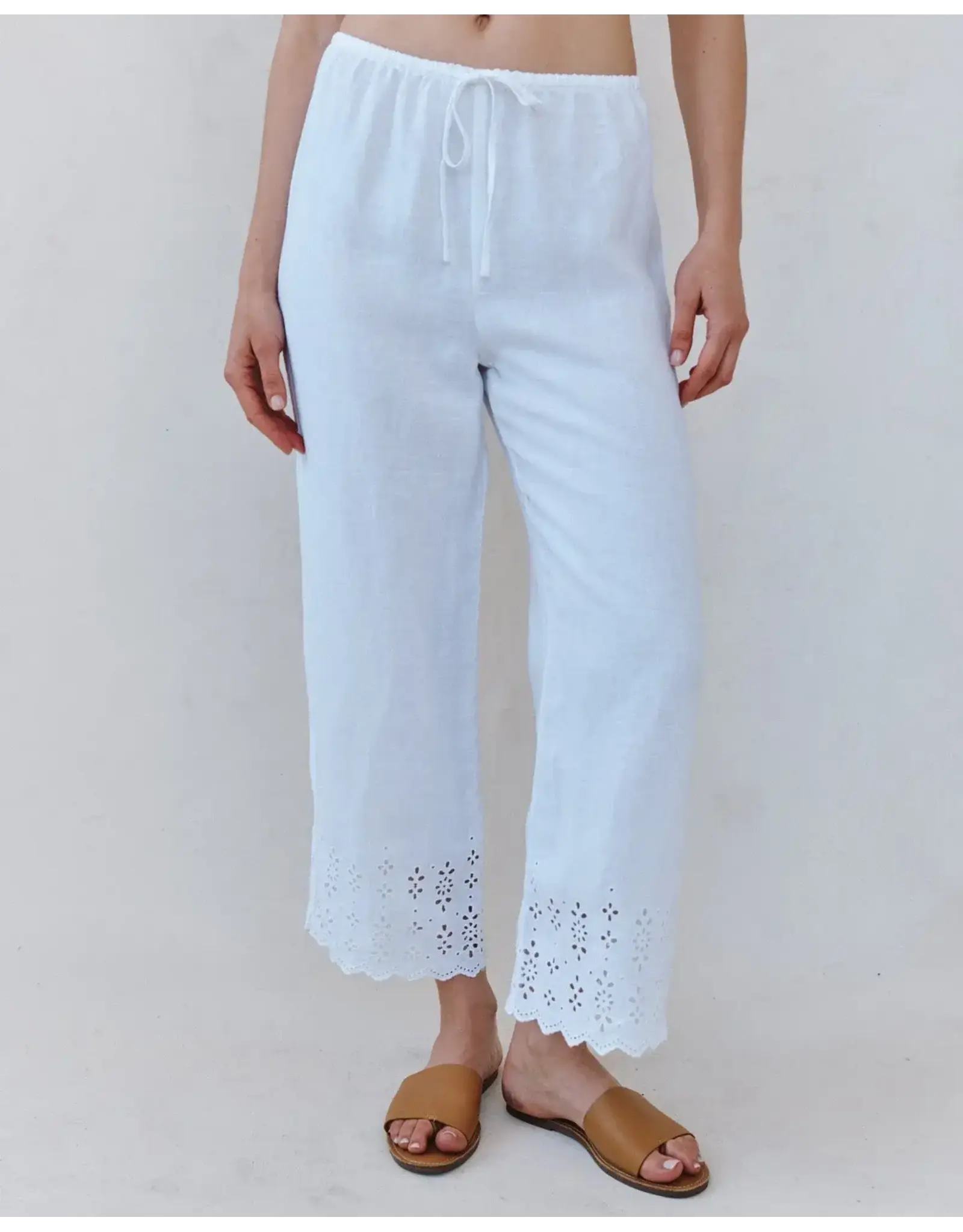 BELLA DAHL BELLE DAHL:: BEACH CROP WITH EMBROIDERED HEM
