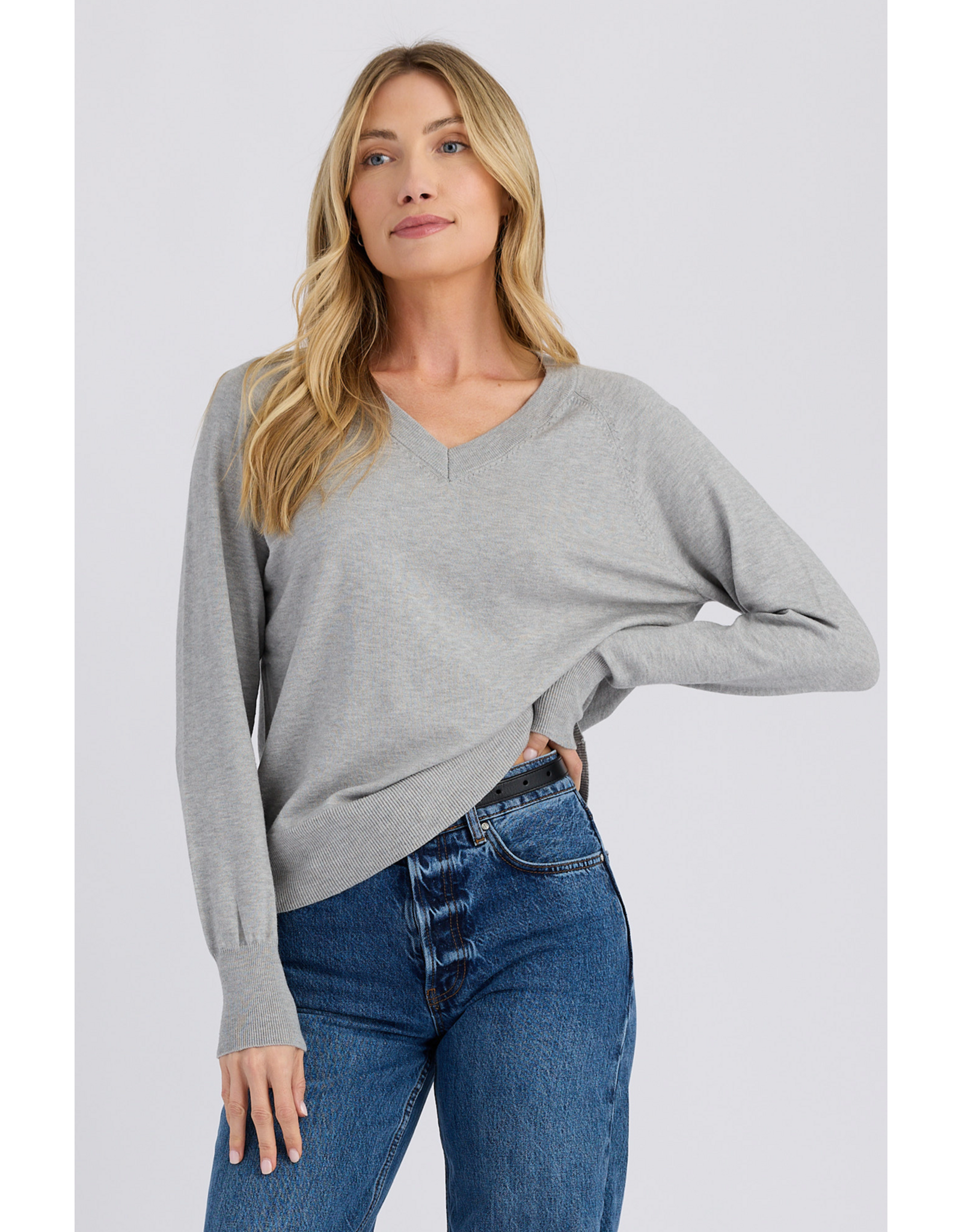 STITCHES & STRIPES STITCHES & STRIPES:: OTIS VNECK