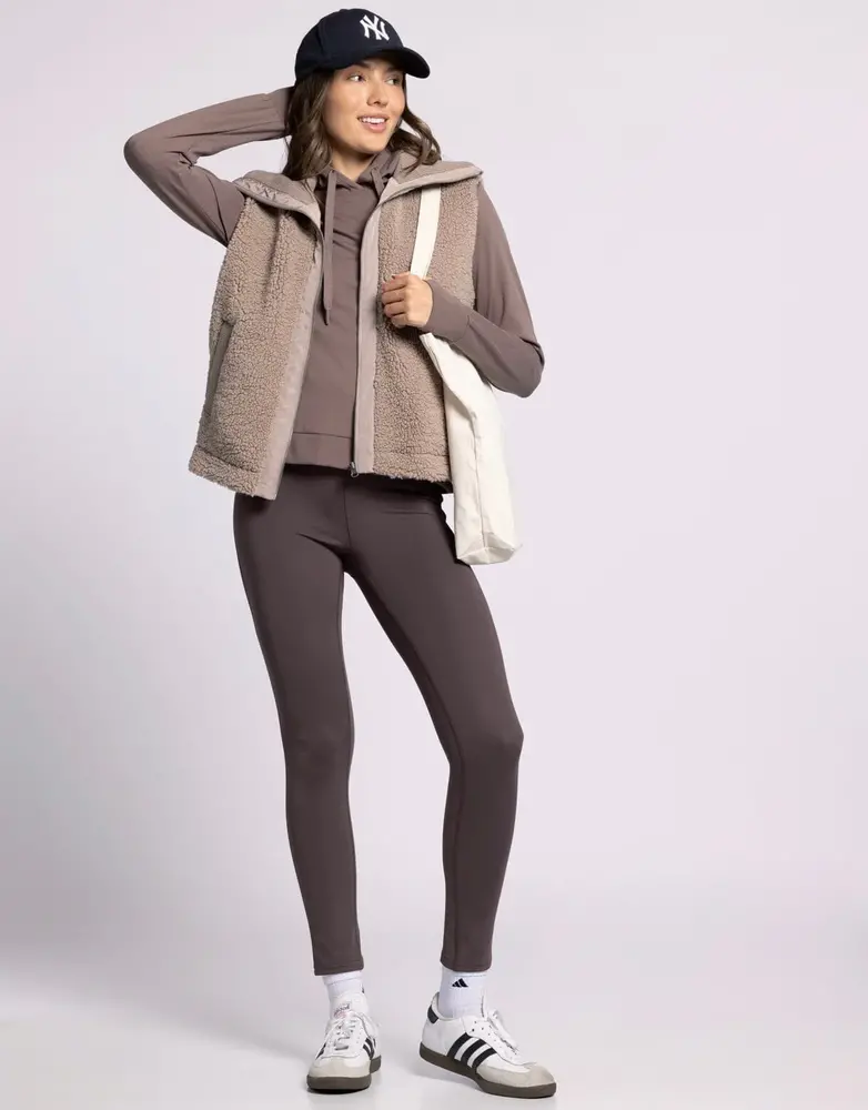 Trista Vest