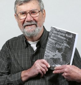 Blakeley Brian A History of Eau Claire Volume 2: The Manufacturing Age