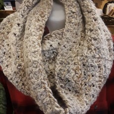 LameMaker Crochet Cowl