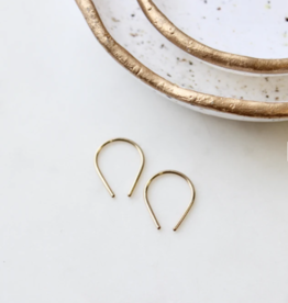 Hello Adorn Jewelry Hello Adorn  - Tiny Horseshoe Earrings (Silver)