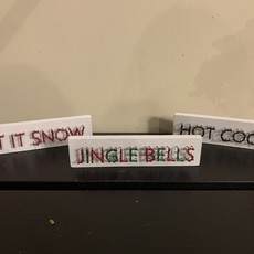 Strung on Nails Holiday String Art Phrases Assorted - Medium