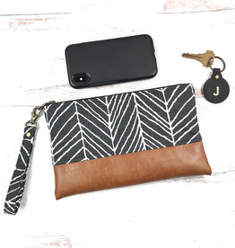 Sew Totally Jo Patterned Wristlet