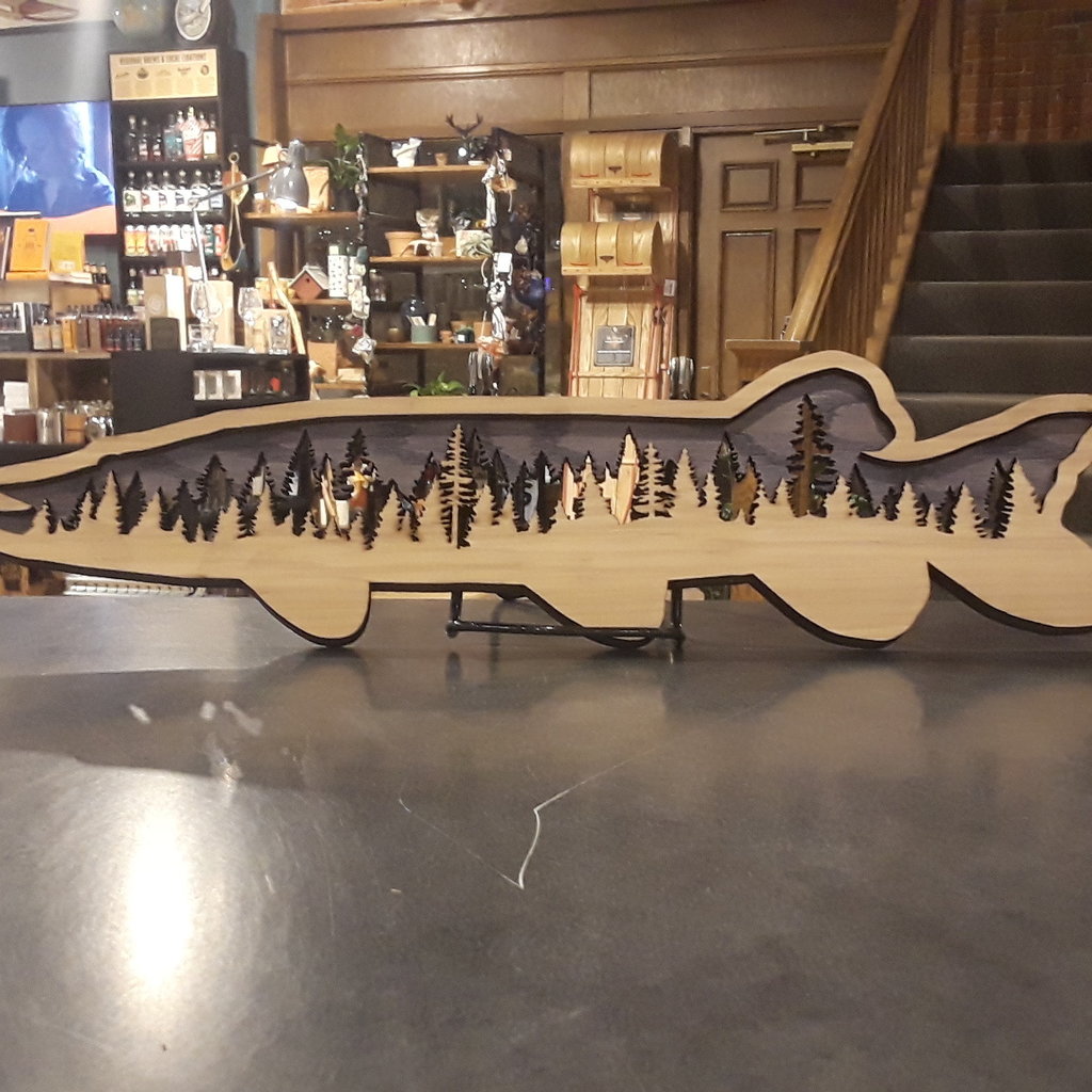The Oaklair Woodcraft Fish Multi-Layer Piece - Muskie