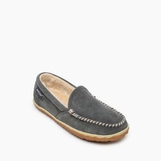 Minnetonka "Tempe" Slipper - Grey