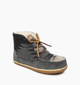 Minnetonka "Torrey" Slipper Boots - Grey