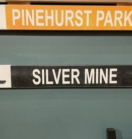 Mounted Trail Ski Sign - Silvermine