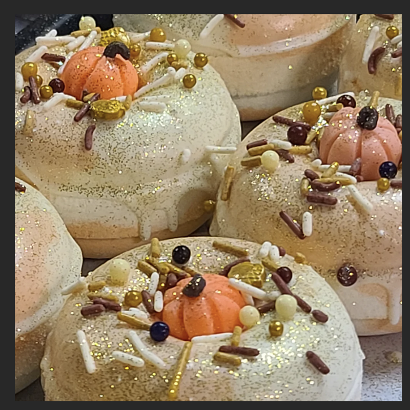Handmade Natural Beauty Bath Bomb Donuts: Pumpkin & Cardamom