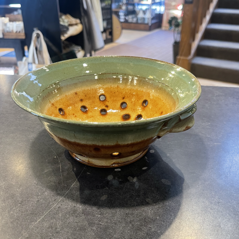 Encore Arts Encore Arts Pottery: Colander