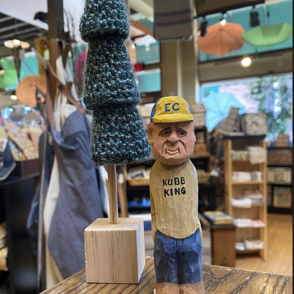 Denny Williams Wood Carving - Kubb
