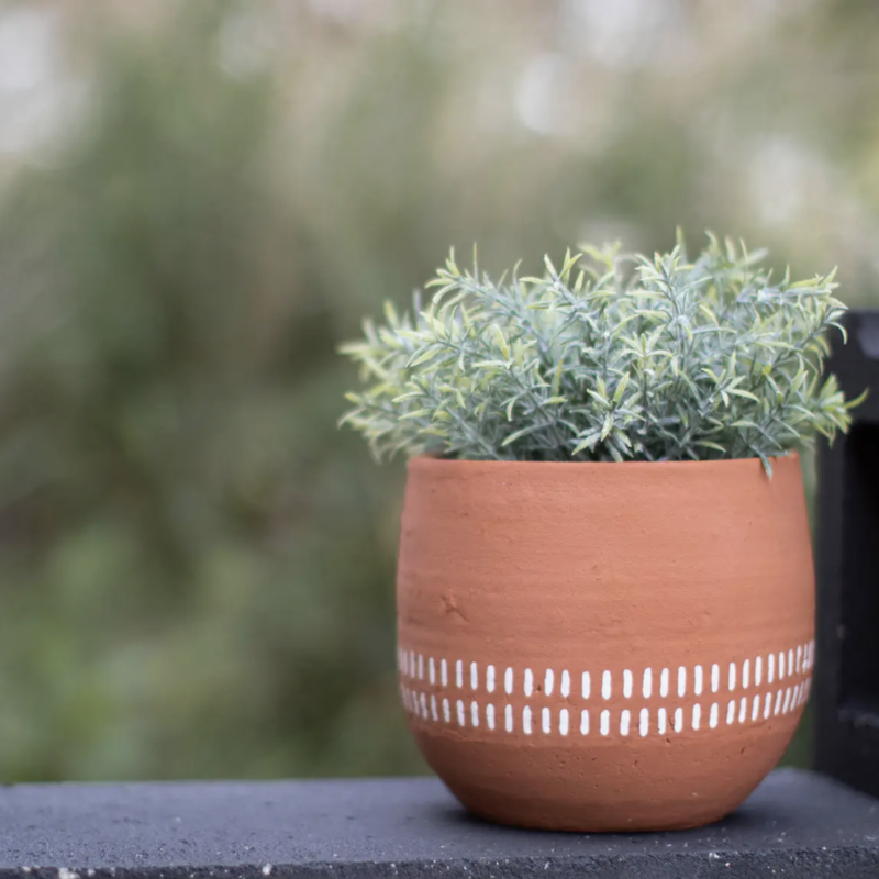 Anouk Terracotta Planter