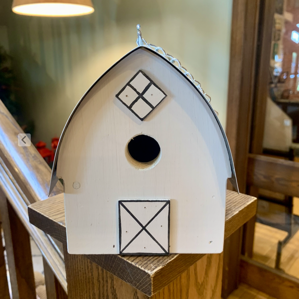 Timberway Designs Wren Birdhouse- Barn