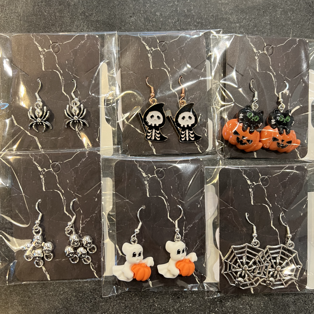 Maddie Branco Dangle Shape Halloween Earrings (Assorted)