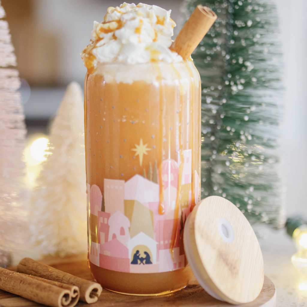 Pippi Post Nativity Glass Can