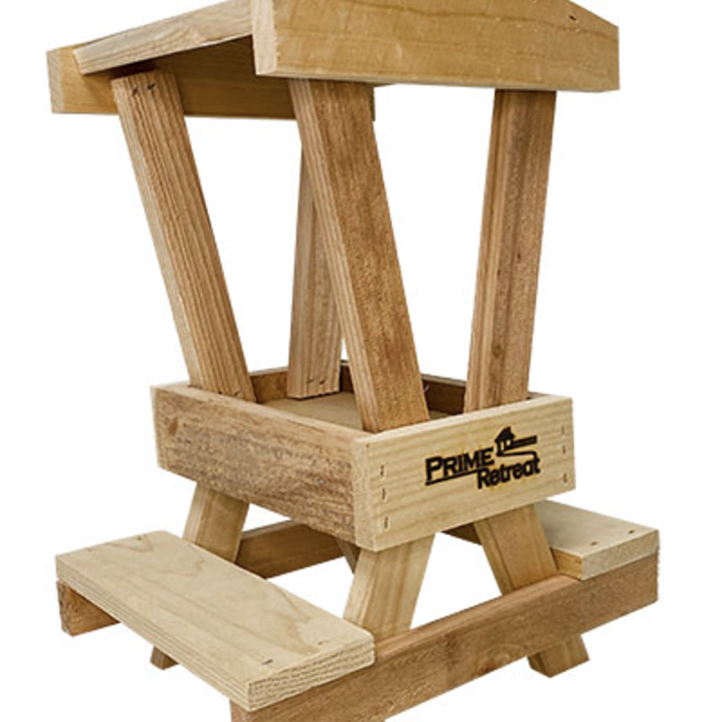 BestNest Inc Cedar Picnic Table Squirrel Feeder