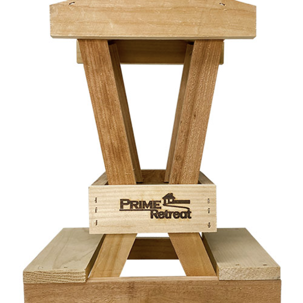 BestNest Inc Cedar Picnic Table Squirrel Feeder