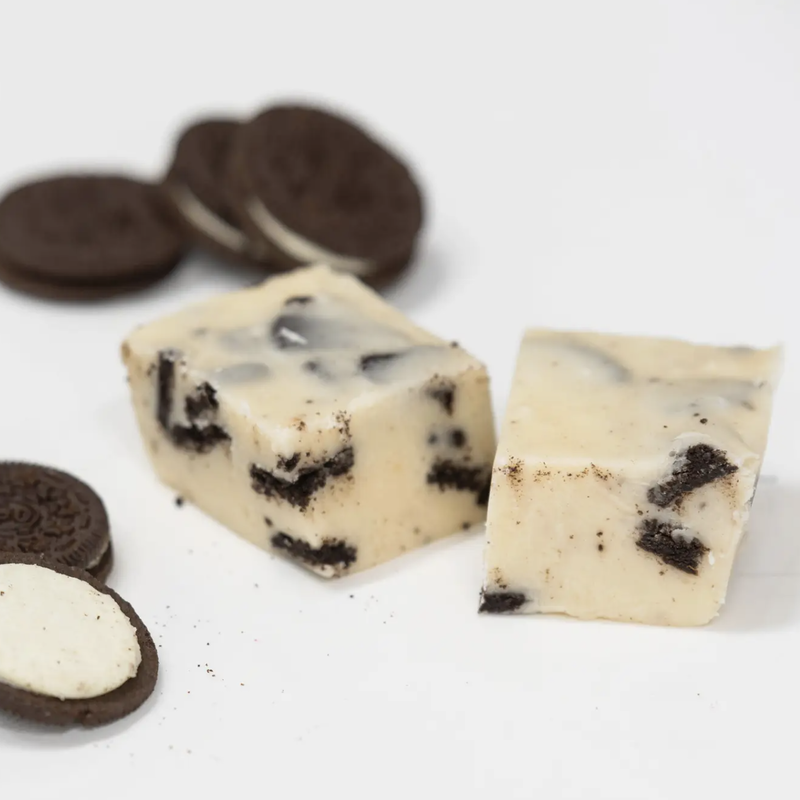 Valley Fudge and Candy Cookie & Cream Fudge Bar