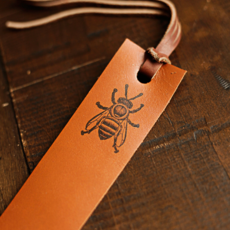 Wayfaring Goods Leather Bookmark - Honey Bee