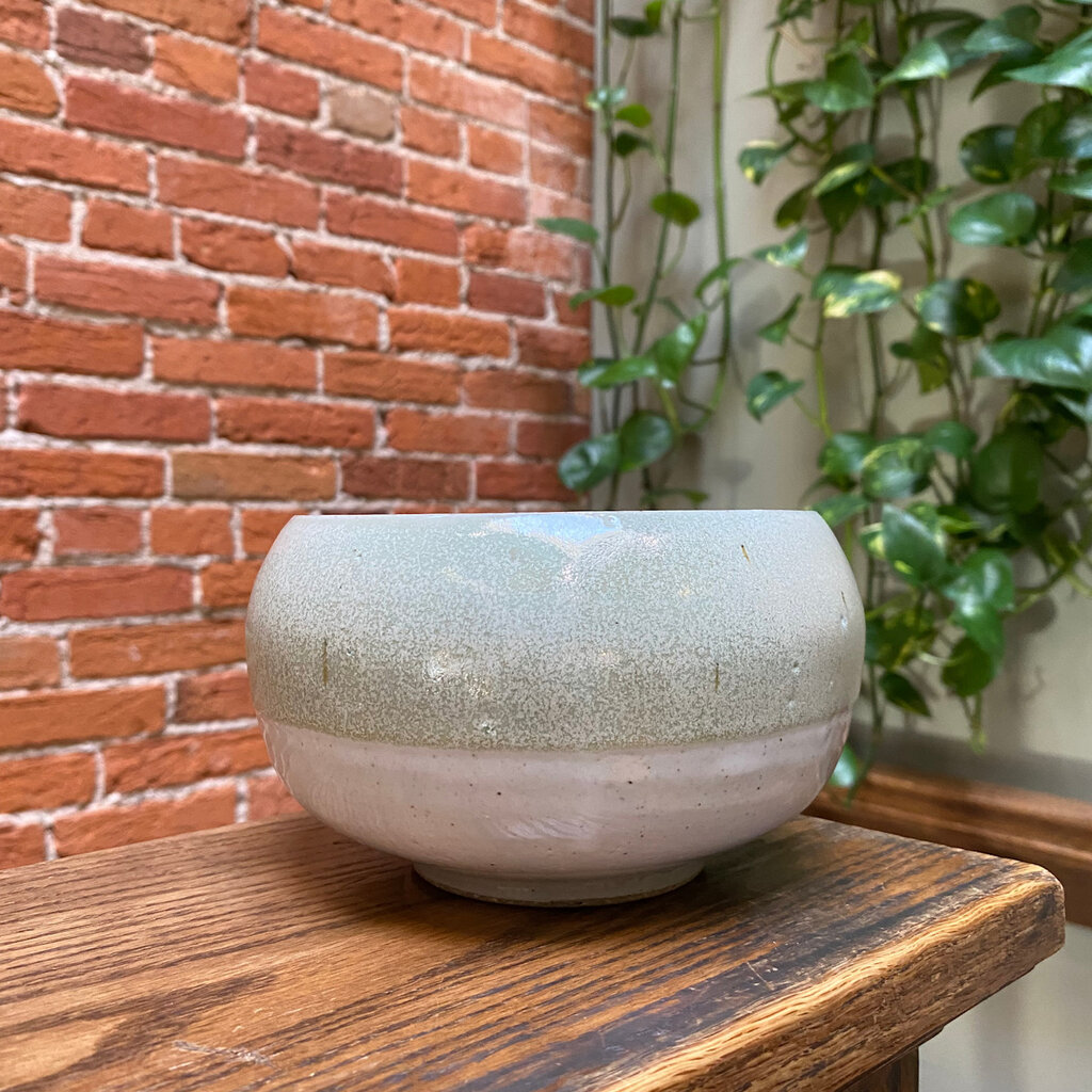 Grant Ruegnitz Pottery Grant Ruegnitz Pottery - Small Serving Bowl (Assorted)