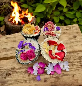 Woofs and Wax Fidos Firehouse Fire Starters 4 pc - Assorted Floral